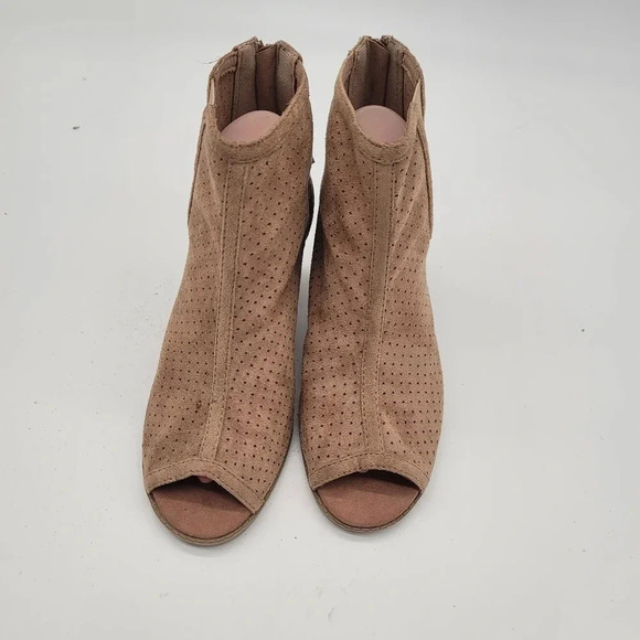 BIG BUDDA Open Toe Bootie Ankle Boots Womens Block Heel Tan Beige Zip Back 7.5 - Picture 4 of 10